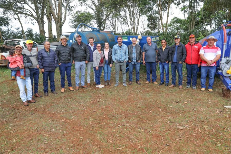 Vereadores participam do Programa Dinheiro na Comunidade no Campo Sales